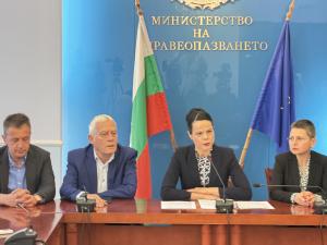 Здравният министър представи екипа си и приоритетите на министерството
