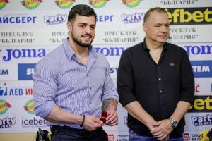 София - Карлос Насар - Спортист на месеца