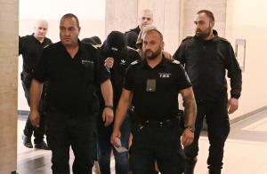 Градският съд гледа мярката за неотклонение на дилърите от ‘’Дружба’’