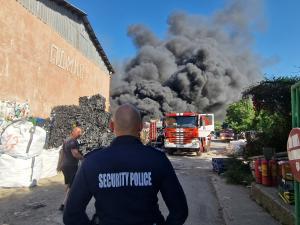 Стара Загора – Пожар в склад за пластмаси