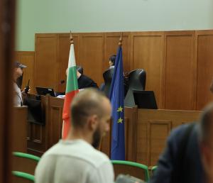 Продължава делото срещу д-р Хасърджиев и още трима за блудство и насилие