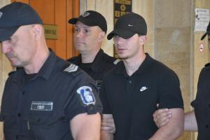 Бургас - Дело срещу Никола Бургазлиев и мълчалив протест пред съда