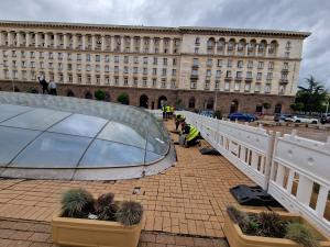 София - Ремонт на жълтите плочки на Ларгото