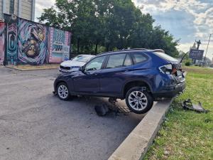София - Катастрофирал автомобил на бул.Тодор Александров
