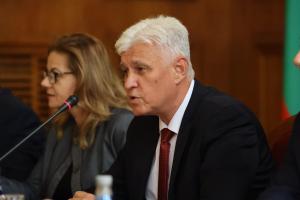 София - Министерство на отбраната - Димитър Стоянов представя екипа си