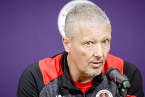 София - Представиха Любослав Пенев за новия старши треньор на ФК Локомотив (София)