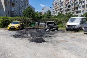 Подпалиха няколко автомобила на паркинг в столичния квартал ‘’Надежда‘’