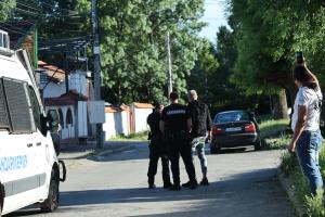 Столични полицаи разбиха група за рекет, изнудване и проституция в Ботунец