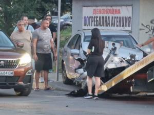 София - Тежка катастрофа на бул"Ал.Стамболийски" и ул. "Вардар"