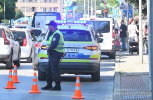 Варна - Полицията влезе в кметството на район Приморски <br />