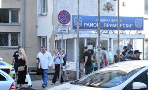 Варна - Полицията влезе в кметството на район Приморски <br />