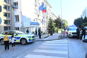 Варна - Полицията влезе в кметството на район Приморски <br />