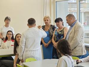 STEM център по природни науки, математика и информатика и зелени технологии отвори врати в СУ 'Стоян Заимов' в Плевен