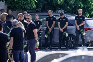 София - Поклонение пред Мишо и бащата Иван, загинали на АМ "Тракия"