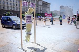 София - Протест на синдикатите пред сградата на Министерски съвет