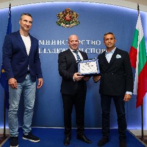 София - Владимир Кличко и министър Керязов