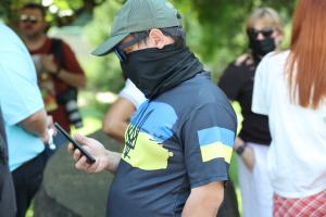 София - Руснаци даряват джипове на Украйна