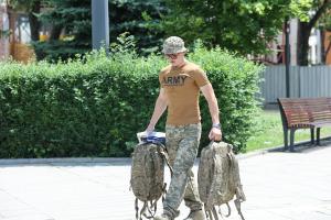 София - Руснаци даряват джипове на Украйна