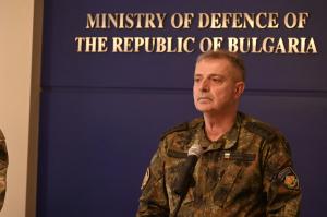 София – Върховният главнокомандващ на Обединените въоръжени сили на НАТО в Европа генерал Алексъс Гринкевич пристигна в България