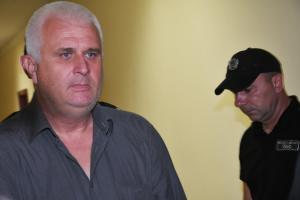Шофьорът, причинил катастрофата със загиналите деца и баща обжалва мярката си