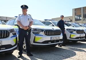 София - Церемония по връчване на полицейски автомобили