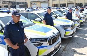 София - Церемония по връчване на полицейски автомобили