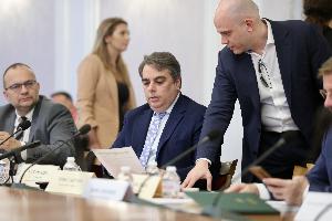 София - Бюджетна комисия и вратовръзката на Асен Василев
