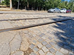 София - Бул. Джеймс Баучер и тротоарите в Лозенец са разнебитени