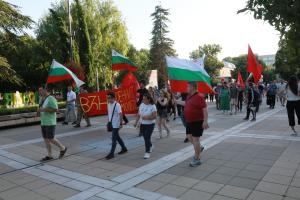 Ямбол - Протест срещу американските самолети на летище Безмер