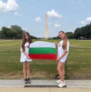 Вашингтон - Успех за плевенската арт школа 'Колорит'