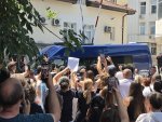 Пловдив - Протест заради обжалването на мярката на двете момичета