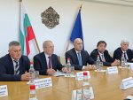 Плевен - Среща на премиера Румен Радев с местната власт