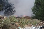 Пожар затвори главният път Е‑79 към Дупница, по-късно бе локализиран и движението възстановено