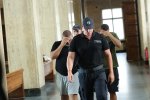 Съдебна мярка за баща и син за трафик на психотропни лекарства чрез куриерска фирма