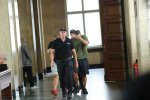 Съдебна мярка за баща и син за трафик на психотропни лекарства чрез куриерска фирма