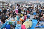 Хиляди варненци и гости вечеряха на плажа във Варна