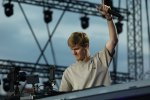 "Гала в София" започва с парти на френския диджей Чарлз Би