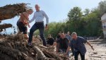 Румен Радев от Струмяни: Държавата няма да остави пострадалите сами, започва изплащане на помощ от 1171 евро