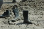 Струмяни продължава да търси спешно доброволци за разчистване на последствията от потопа
