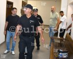 Окръжният съд в Хасково е образувал частно наказателно дело по искане на прокуратурата за мярка за неотклонение „задържане под стража“ спрямо петима български граждани за участие в организирана престъпна група