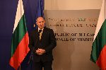 Министър-председателят Румен Радев връчи отличия на българските ученици