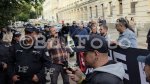 София - Протест срещу "неделното хоро" пред Народния театър
