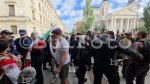 София - Протест срещу "неделното хоро" пред Народния театър