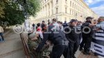 София - Протест срещу "неделното хоро" пред Народния театър