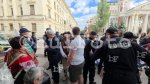София - Протест срещу "неделното хоро" пред Народния театър