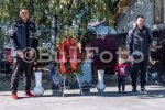 Футболисти и ръководители на ФК Локомотив (София) почетоха клубната легенда Атанас Михайлов - Начко
