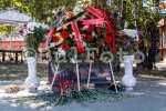 Футболисти и ръководители на ФК Локомотив (София) почетоха клубната легенда Атанас Михайлов - Начко