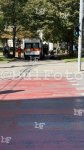 В центъра на  София майка с три деца припадна, линейка я отведе в болница