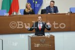 София  - Изслушват министър Демерджиев в парламента