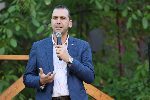 Жители, студенти и артисти преобразиха "семейните общежития" в Студентски град
